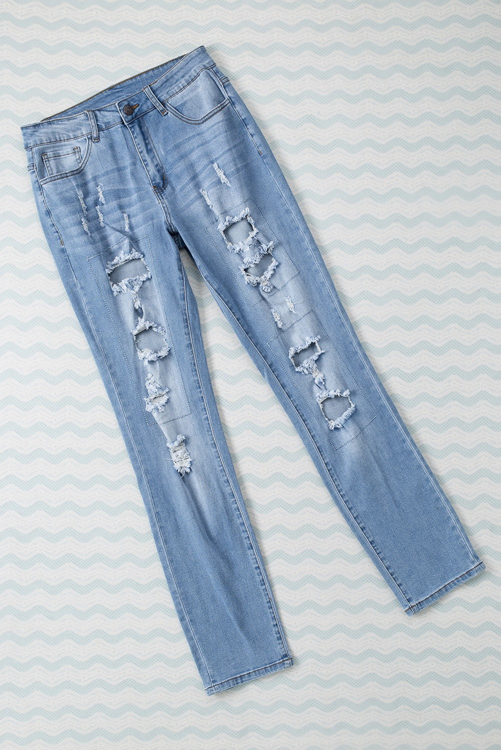 Buttoned Pockets Distressed Jeans