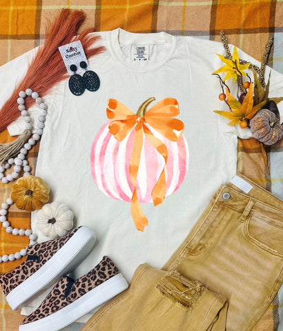 *DTF* Pumpkin Ribbon Ivory Comfort Color Tee