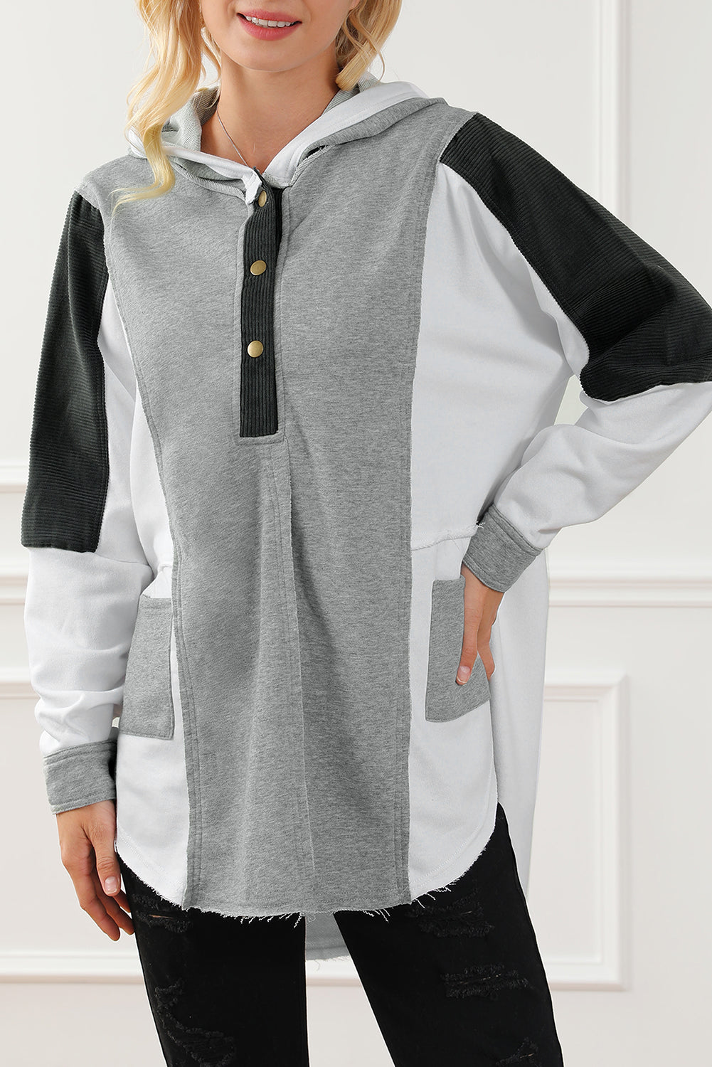 Green Color Block Exposed Seam Buttoned Neckline Hoodie