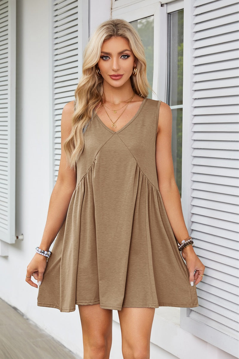 V-neck Sleeveless Pleated Pocket Dress