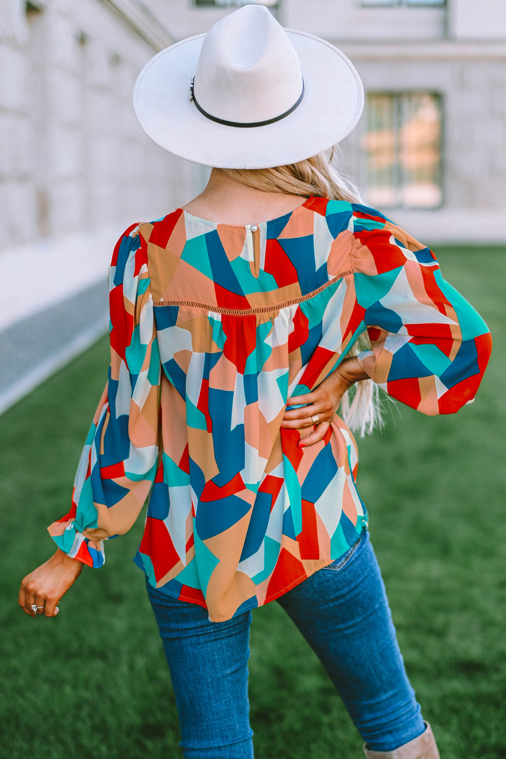 Multicolor Abstract Pattern Crewneck Ruffled Puff Sleeve Blouse