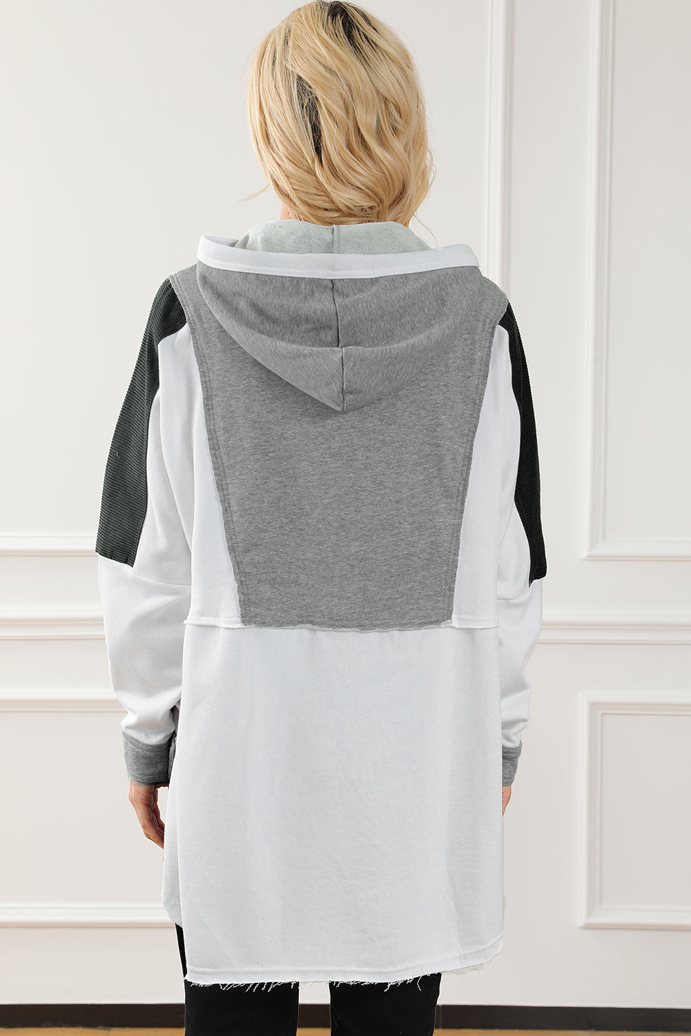 Green Color Block Exposed Seam Buttoned Neckline Hoodie