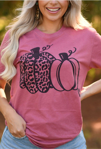 Leopard Pumpkin All Black on Mauve Tee